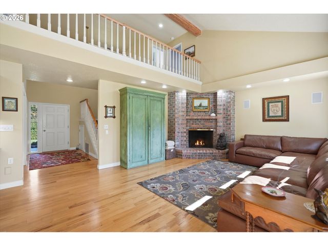 8022 PUDDING CREEK Dr Se, Salem, OR 97317