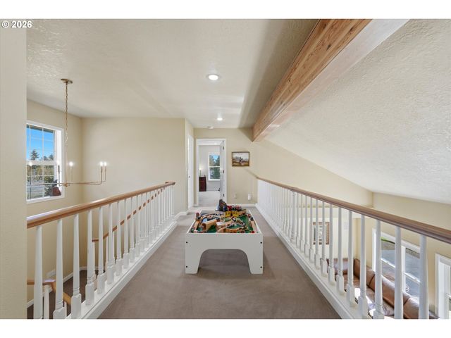 8022 PUDDING CREEK Dr Se, Salem, OR 97317