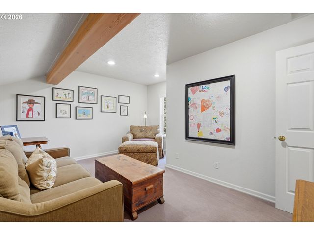 8022 PUDDING CREEK Dr Se, Salem, OR 97317