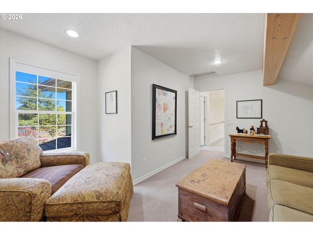 8022 PUDDING CREEK Dr Se, Salem, OR 97317