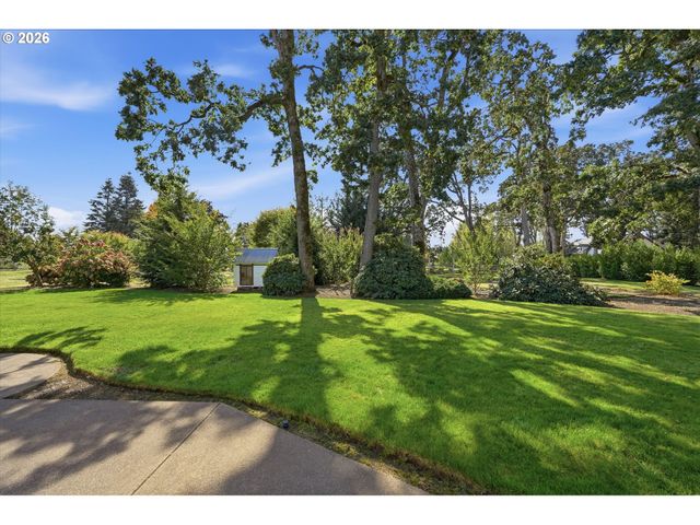 8022 PUDDING CREEK Dr Se, Salem, OR 97317