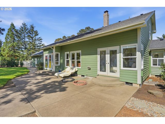8022 PUDDING CREEK Dr Se, Salem, OR 97317