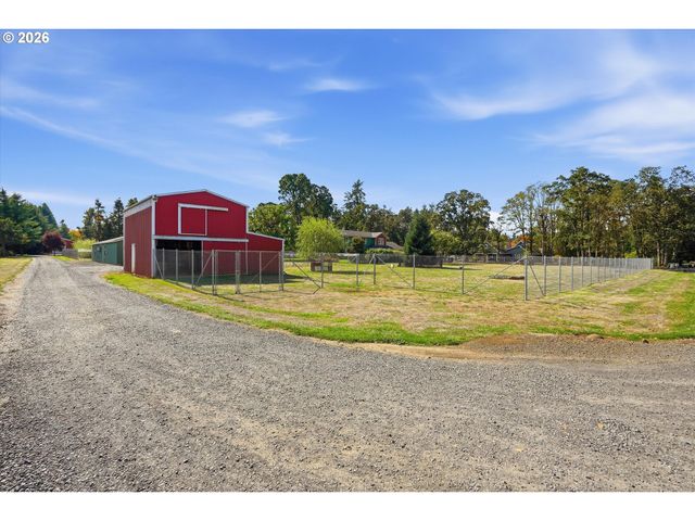 8022 PUDDING CREEK Dr Se, Salem, OR 97317