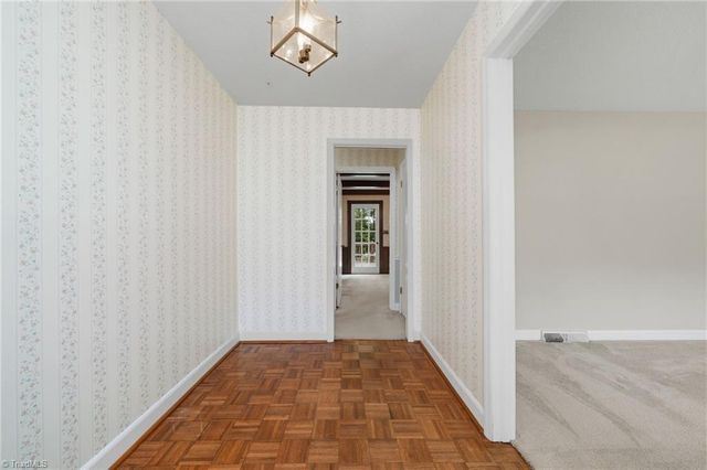 2025 Duckworth Court, Winston-salem, NC 27106