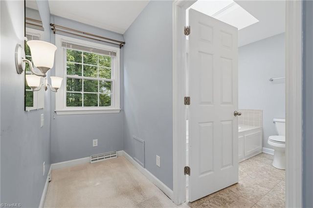 2025 Duckworth Court, Winston-salem, NC 27106