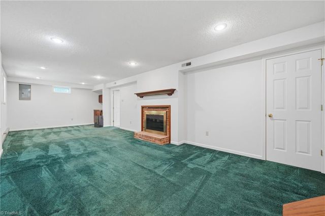 2025 Duckworth Court, Winston-salem, NC 27106