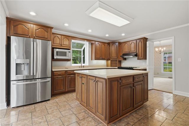2025 Duckworth Court, Winston-salem, NC 27106