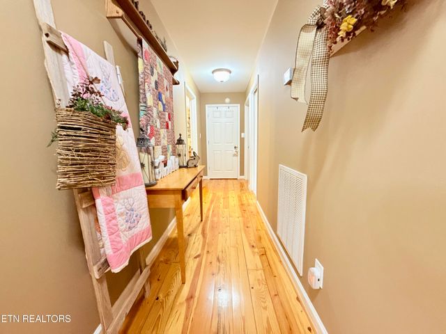 140 Britton Rd, Loudon, TN 37774