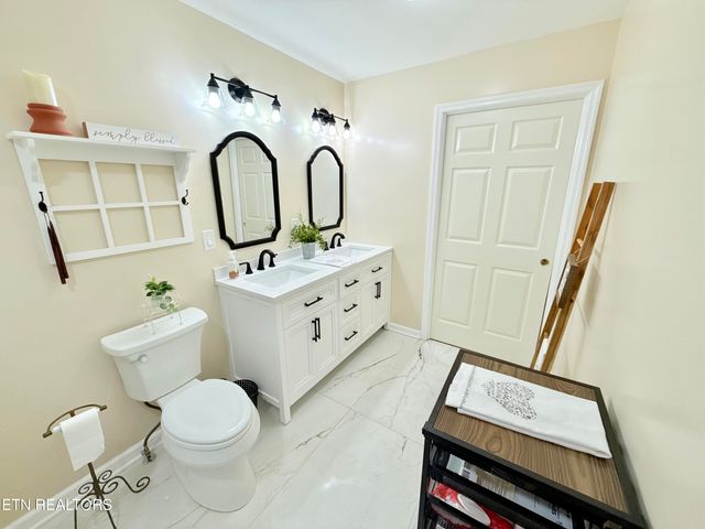 140 Britton Rd, Loudon, TN 37774