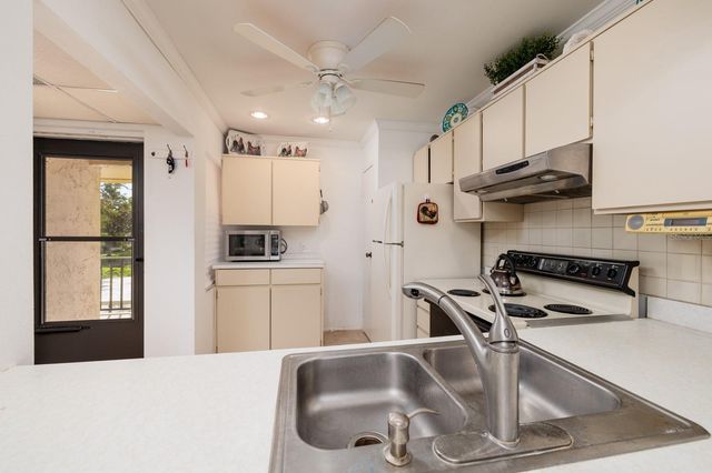 12300 VONN ROAD 9205, Largo, FL 33774