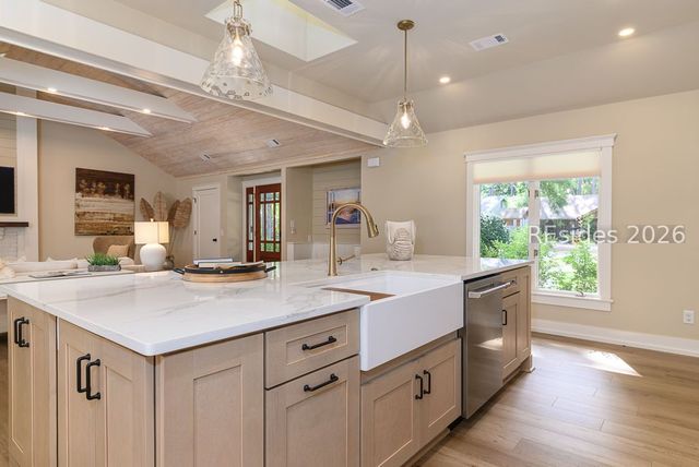 40 Field Sparrow Rd, Hilton Head Island, SC 29926