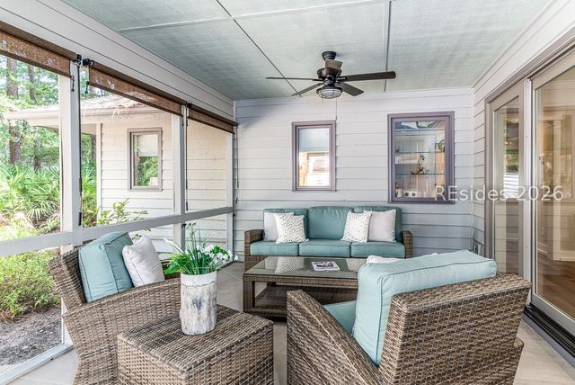 40 Field Sparrow Rd, Hilton Head Island, SC 29926