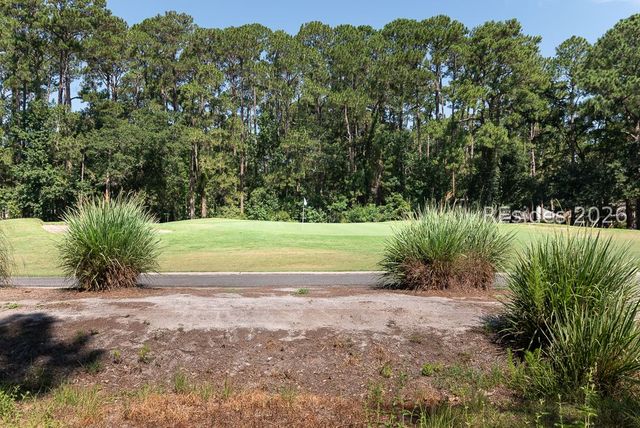 40 Field Sparrow Rd, Hilton Head Island, SC 29926