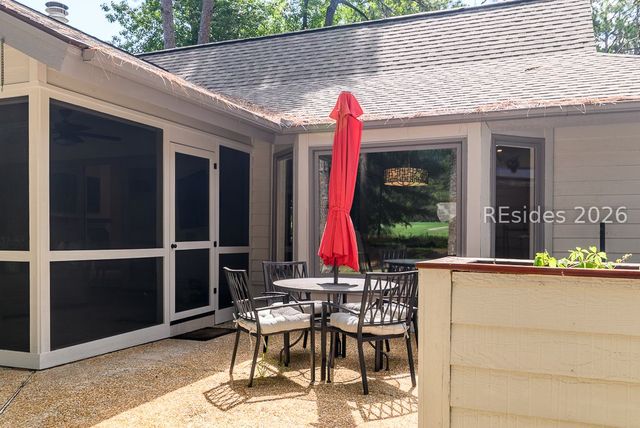 40 Field Sparrow Rd, Hilton Head Island, SC 29926