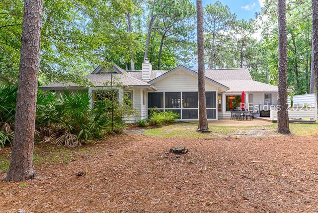 40 Field Sparrow Rd, Hilton Head Island, SC 29926
