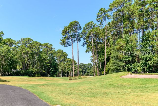 40 Field Sparrow Rd, Hilton Head Island, SC 29926