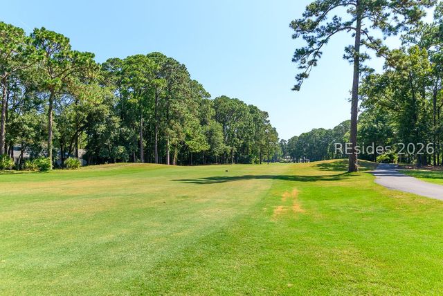 40 Field Sparrow Rd, Hilton Head Island, SC 29926