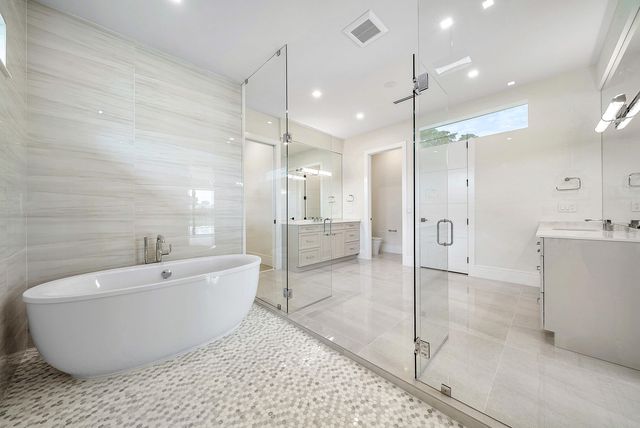 4915 King Palm Circle, Boynton Beach, FL 33436