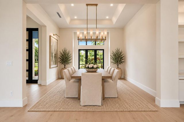 4915 King Palm Circle, Boynton Beach, FL 33436