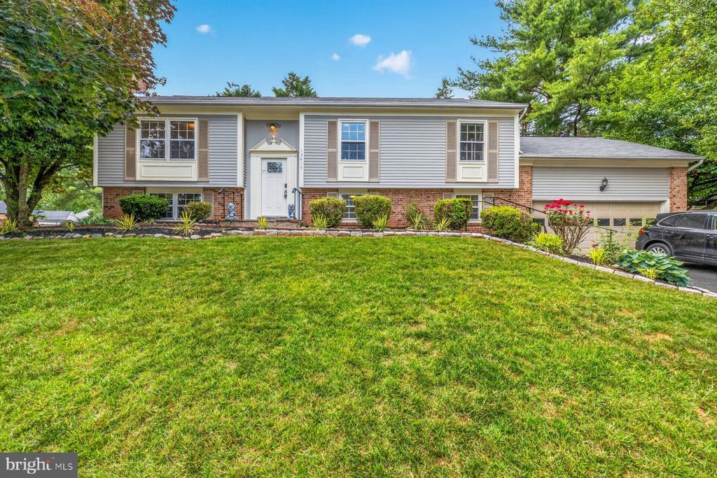 Image 1 of property listing at 13413 WISTERIA DR, Germantown, MD 20874