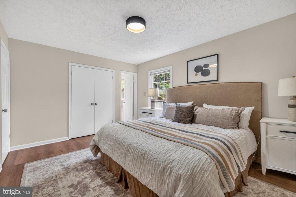 Image 18 of property listing at 13413 WISTERIA DR, Germantown, MD 20874