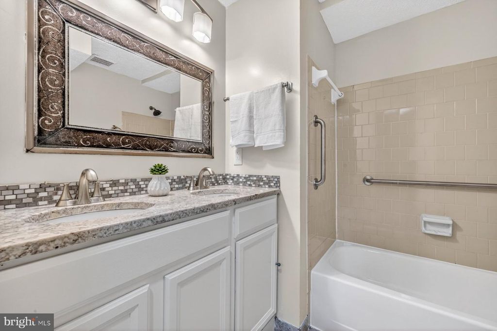 Image 24 of property listing at 13413 WISTERIA DR, Germantown, MD 20874