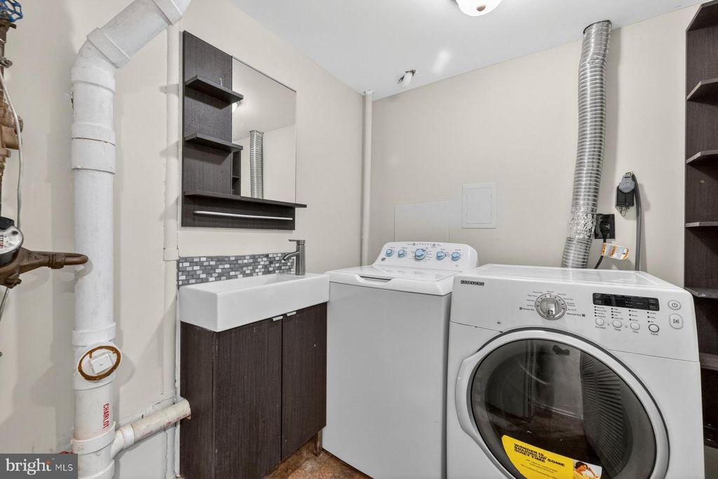 Image 27 of property listing at 13413 WISTERIA DR, Germantown, MD 20874