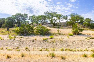 1610 Paradise PKWY, Canyon Lake, TX 78133