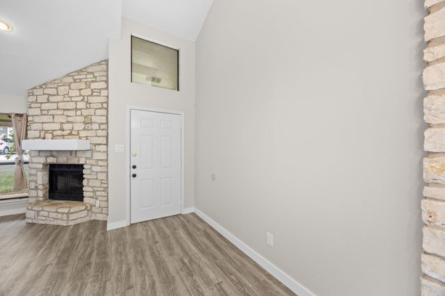 500 Hesters Crossing RD 411, Round Rock, TX 78681