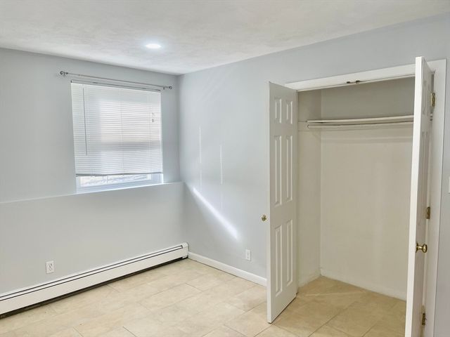 304 College Farm Rd 1, Waltham, MA 02451