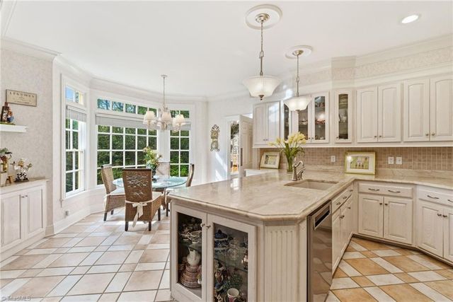 4650 Cherryhill Lane, Winston-salem, NC 27106