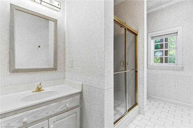 4650 Cherryhill Lane, Winston-salem, NC 27106