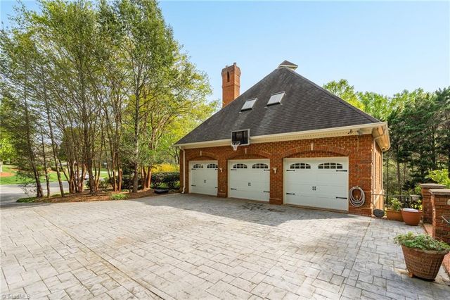 4650 Cherryhill Lane, Winston-salem, NC 27106