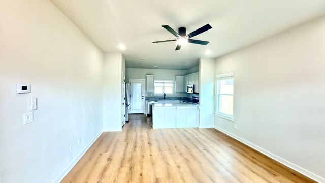 530 Cosmos Street, Centerton, AR 72719