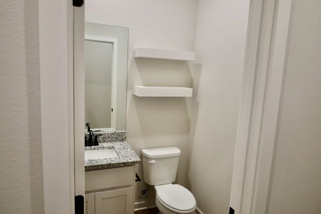 530 Cosmos Street, Centerton, AR 72719