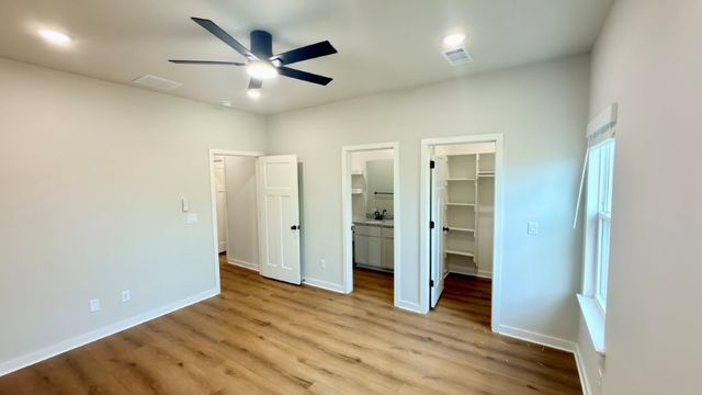 530 Cosmos Street, Centerton, AR 72719