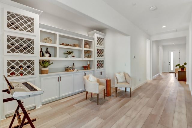 4043 Red Blush Way, Rancho Cordova, CA 95742