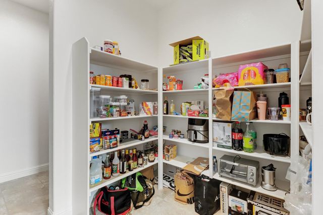 4043 Red Blush Way, Rancho Cordova, CA 95742