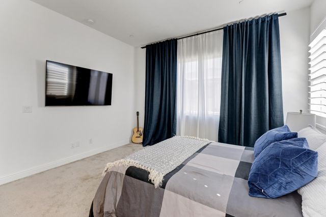 4043 Red Blush Way, Rancho Cordova, CA 95742