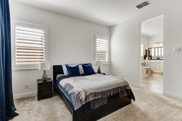 4043 Red Blush Way, Rancho Cordova, CA 95742