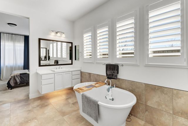 4043 Red Blush Way, Rancho Cordova, CA 95742