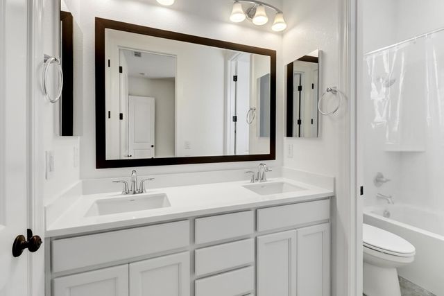 4043 Red Blush Way, Rancho Cordova, CA 95742