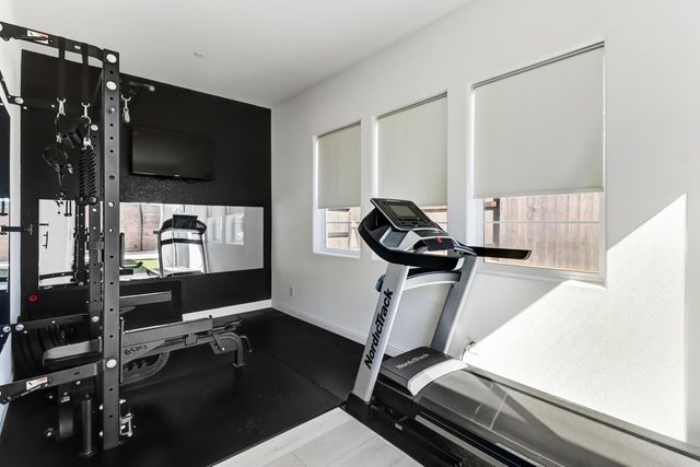 4043 Red Blush Way, Rancho Cordova, CA 95742