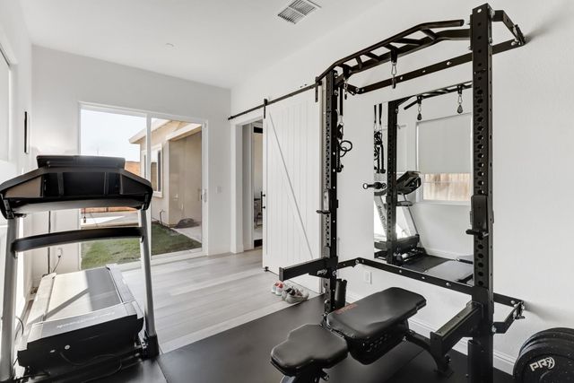 4043 Red Blush Way, Rancho Cordova, CA 95742