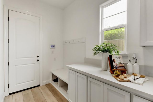 4043 Red Blush Way, Rancho Cordova, CA 95742