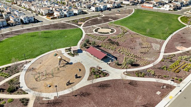 4043 Red Blush Way, Rancho Cordova, CA 95742