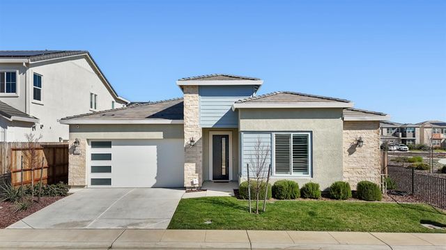 4043 Red Blush Way, Rancho Cordova, CA 95742
