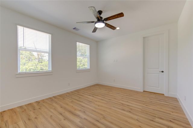 2710 Noble Street, Houston, TX 77026