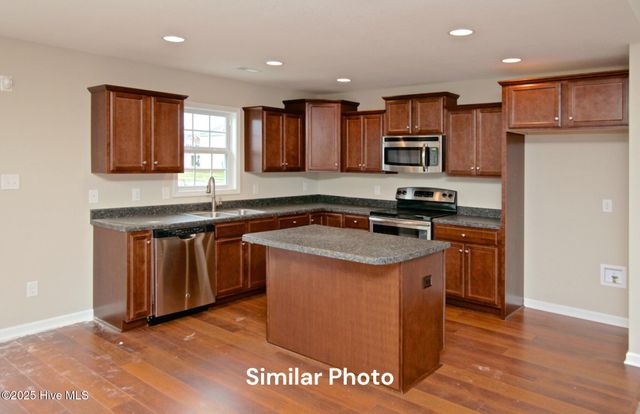 410 Montgomery Drive, Jacksonville, NC 28546