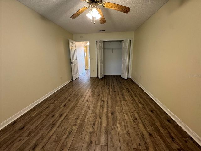 1105 SAN ANTONIO LANE, Lady Lake, FL 32159